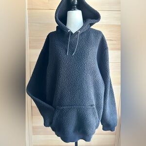Mountain Ridge size large, black, long sleeve Sherpa hoodie with front pouch